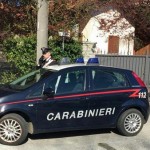 Aggredisce i Carabinieri per una perquisizione