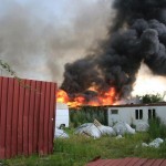 Incendio in un autodemolitore in strada Villarettio a Torino